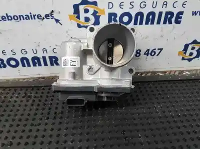 Second-hand car spare part throttle body for renault twingo iii dynamique oem iam references 8201269254