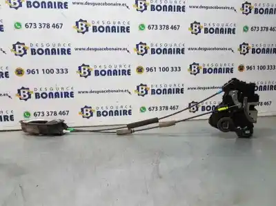 Автозапчастина б/у ЗАМОК ПЕРЕДНІХ ДВЕРЕЙ ЛІВИЙ для TOYOTA AVENSIS (T27)  Посилання на OEM IAM 6904002210  