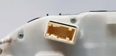 Peça sobressalente para automóvel em segunda mão quadrante por peugeot 208 access referências oem iam 9813848980  