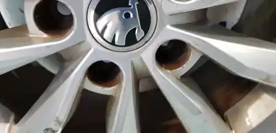 Автозапчастина б/у шина для skoda octavia combi (5e5) ambition посилання на oem iam 5e0601025b  