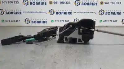 Peça sobressalente para automóvel em segunda mão fechadura da porta traseira esquerda por bmw serie 1 berlina (e81/e87) 2.0 120d referências oem iam 7167075  