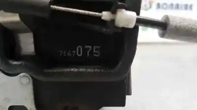 Peça sobressalente para automóvel em segunda mão fechadura da porta traseira esquerda por bmw serie 1 berlina (e81/e87) 2.0 120d referências oem iam 7167075  