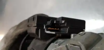 Peça sobressalente para automóvel em segunda mão canhão de ignição por renault clio iii luxe privilege referências oem iam 8200214173c  