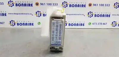 Автозапчасти б/у блок реле/предохранителей за toyota prius+ executive ссылки oem iam 8273047550a  