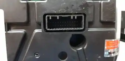 Peça sobressalente para automóvel em segunda mão quadrante por renault captur limited referências oem iam 248105380r  