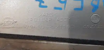 Автозапчастина б/у задне крило для ssangyong rodius xdi посилання на oem iam 7961021100  