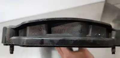 Автозапчастина б/у крішка коромислива для audi a8 (4e2) 4.0 tdi quattro посилання на oem iam 057103469h  