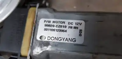 Second-hand car spare part passenger side right window regulator for ssangyong korando quartz 4x4 oem iam references 98820cz010  