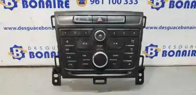 Second-hand car spare part AUDIO SYSTEM / RADIO CD for OPEL ZAFIRA TOURER  OEM IAM references 13406667  