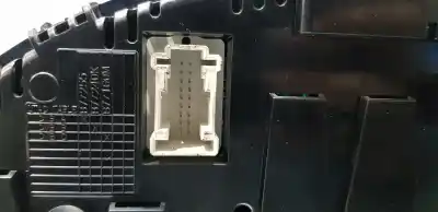 Peça sobressalente para automóvel em segunda mão quadrante por citroen c4 lim. white attraction referências oem iam 9801592780  