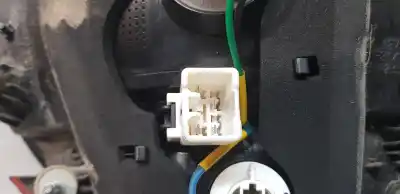 Peça sobressalente para automóvel em segunda mão farolim interior traseiro esquerdo por kia carens ( ) concept referências oem iam 92403a4010  