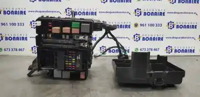 Second-hand car spare part fuse box unit for kia optima emotion oem iam references 1898009400