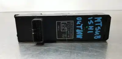 Pezzo di ricambio per auto di seconda mano interruttore alzacristalli anteriore sinistro per mitsubishi outlander (cw0) 2.0 di-d invite riferimenti oem iam 8608a060  