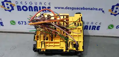 Second-hand car spare part fuse box unit for citroen c4 grand picasso attraction oem iam references 9804848580  
