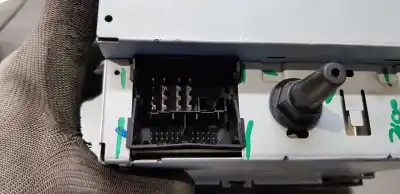 Recambio de automóvil de segunda mano de sistema audio / radio cd para ford focus c-max dm2 (cap) desde 08/2003 hasta 03/2007 focus c-max ghia (cap) referencias oem iam 3m5t18c815hl  