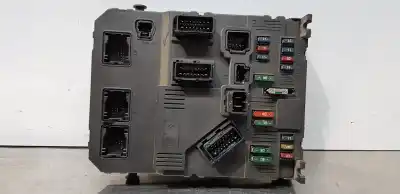 Peça sobressalente para automóvel em segunda mão caixa de fusíveis e relés por peugeot 206 berlina x-line referências oem iam 9649627880