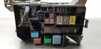 Pezzo di ricambio per auto di seconda mano scatola relè/fusibili per toyota rav 4 (a3) sol riferimenti oem iam 8273042260