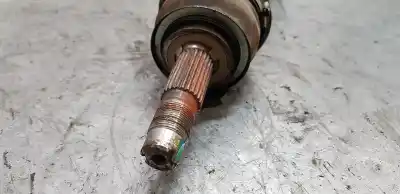 Автозапчастина б/у передня права трансмісія для chevrolet trax lt 4x4 посилання на oem iam 95390015  