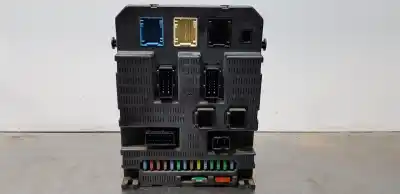 Pièce détachée automobile d'occasion BOÎTES À FUSIBLES pour PEUGEOT 308  Références OEM IAM 9663798180  