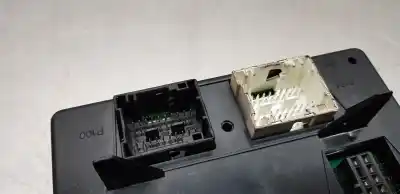 Pezzo di ricambio per auto di seconda mano modulo elettronico per renault espace iv (jk0) initiale riferimenti oem iam 8200315964  
