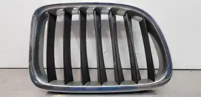 Автозапчасти б/у правая решетка бампера за BMW X1 (E84) sDrive 18d ссылки OEM IAM 51112993308  