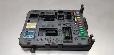 Recambio de automóvil de segunda mano de CAJA RELES / FUSIBLES para PEUGEOT 307 BREAK/SW (S2)  referencias OEM IAM 216760315B  