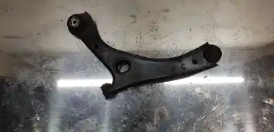 Pezzo di ricambio per auto di seconda mano Braccio Sospensione Inferiore Anteriore Destro per CHRYSLER GRAND VOYAGER Limited Riferimenti OEM IAM 4721484AD  