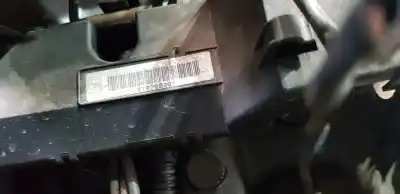 Pièce détachée automobile d'occasion moteur complet pour bmw serie 3 berlina (e90) 318d références oem iam 204d4  