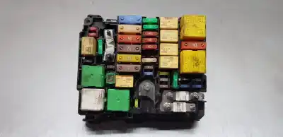 Pièce détachée automobile d'occasion boîtes à fusibles pour citroen c4 picasso feel références oem iam 9804848580  