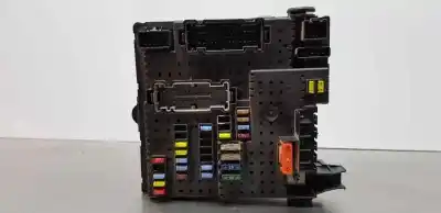 Second-hand car spare part fuse box unit for volvo v70 familiar ocean race oem iam references 8676391