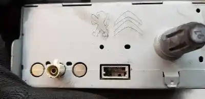 Second-hand car spare part audio system / radio cd for citroen c-elysée exclusive oem iam references 98041965zd  
