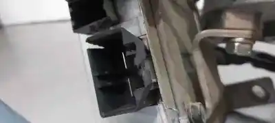 Peça sobressalente para automóvel em segunda mão coluna de direcção por kia carens ( ) attract referências oem iam 56310a4000  56340a4000