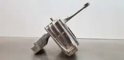 Second-hand car spare part right engine support for kia ceed business oem iam references 21810j7300  