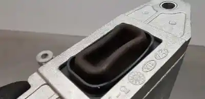 Second-hand car spare part right engine support for kia ceed business oem iam references 21810j7300  