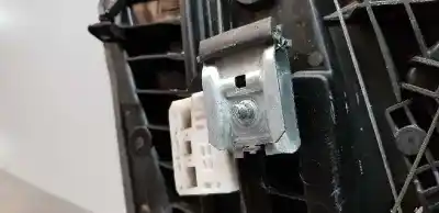 Peça sobressalente para automóvel em segunda mão elevador de vidros dianteiro direito por kia ceed business referências oem iam 82481j7000  