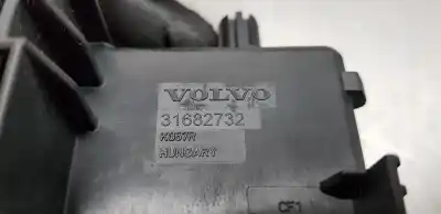 Pezzo di ricambio per auto di seconda mano scatola relè/fusibili per volvo xc60 inscription awd riferimenti oem iam 32142591  