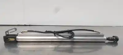 Second-hand car spare part tailgate gas strut for peugeot 307 cc (s1) 2.0 oem iam references 8446j6  