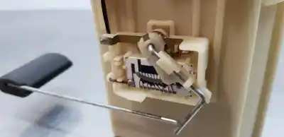 Pezzo di ricambio per auto di seconda mano sensore di livello del carburante per kia picanto 1.1 cat riferimenti oem iam 3111007000  