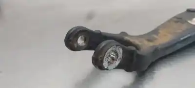 Pièce détachée automobile d'occasion bras de suspension inferieur avant gauche pour peugeot 407 st sport références oem iam 3520n6  