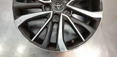 Pièce détachée automobile d'occasion jante pour toyota avensis touring sports executive références oem iam 4261105370  