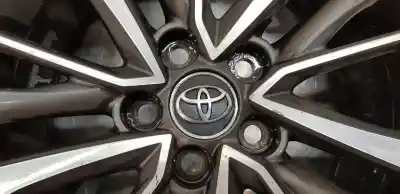 Pièce détachée automobile d'occasion jante pour toyota avensis touring sports executive références oem iam 4261105370  