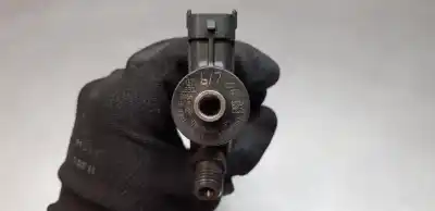 Peça sobressalente para automóvel em segunda mão injetor por kia carens ( ) concept referências oem iam 338002a610  