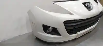 Pièce détachée automobile d'occasion le pare-choc avant pour peugeot 207 confort références oem iam 7401sn  