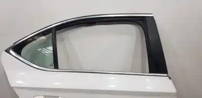 Peça sobressalente para automóvel em segunda mão porta do automóvel traseira direita por skoda superb (3v3) active referências oem iam 3v5833052  