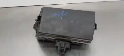 Peça sobressalente para automóvel em segunda mão caixa de fusíveis e relés por skoda superb (3v3) active referências oem iam 5q0937125b  