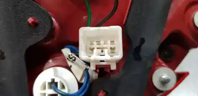 Peça sobressalente para automóvel em segunda mão farolim interior traseiro direito por kia carens ( ) basic referências oem iam 92404a4500  