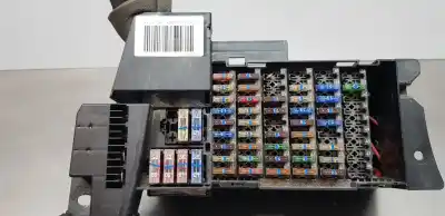 Second-hand car spare part fuse box unit for mercedes-benz clase b (w245) 150 (245.231) oem iam references 1695450540  