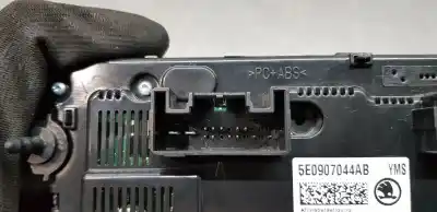 Автозапчасти б/у климат-контроль за skoda octavia combi (5e5) active ссылки oem iam 5e0907044ab  