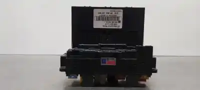 Recambio de automóvil de segunda mano de caja reles / fusibles para mercedes clase c (w203) berlina 230 compressor (203.040) referencias oem iam 2095451401