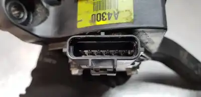 Second-hand car spare part accelerator pedal for kia carens ( ) basic oem iam references 32700a4300  